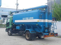 いすゞフォワードタンク車（タンクローリー）増トン（6t・8t）[写真02]