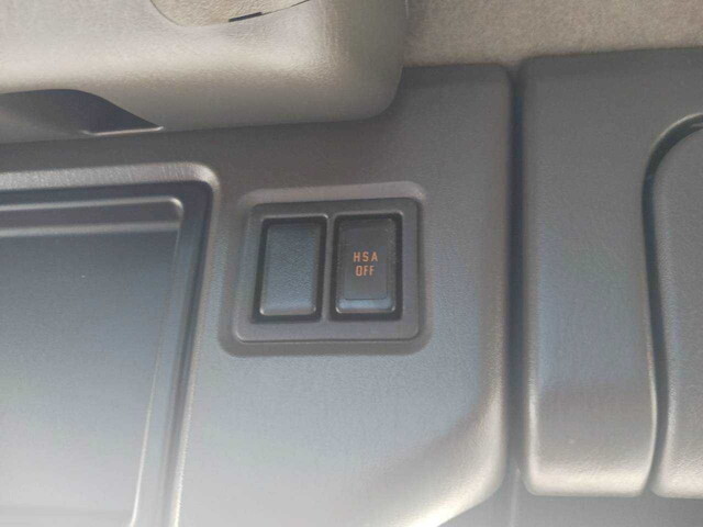 いすゞフォワードタンク車（タンクローリー）増トン（6t・8t）[写真33]