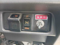 いすゞフォワードタンク車（タンクローリー）増トン（6t・8t）[写真38]