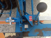 いすゞフォワードタンク車（タンクローリー）増トン（6t・8t）[写真09]