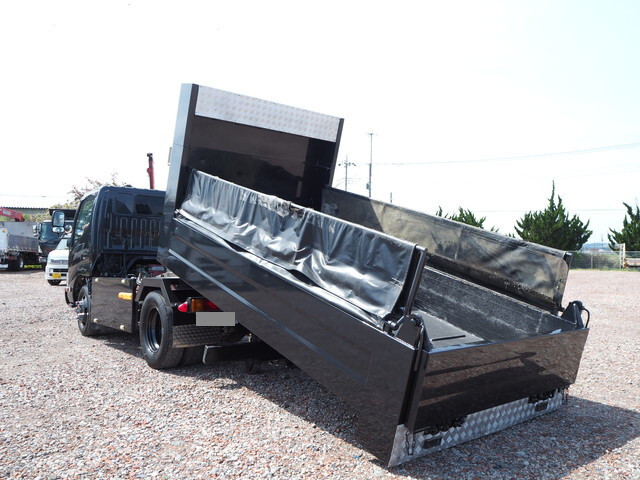 日野デュトロローダーダンプ小型（2t・3t）[写真02]