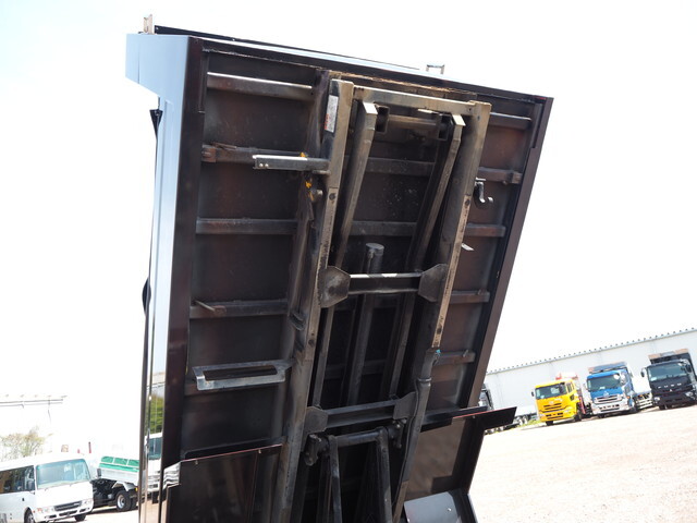 日野デュトロローダーダンプ小型（2t・3t）[写真21]