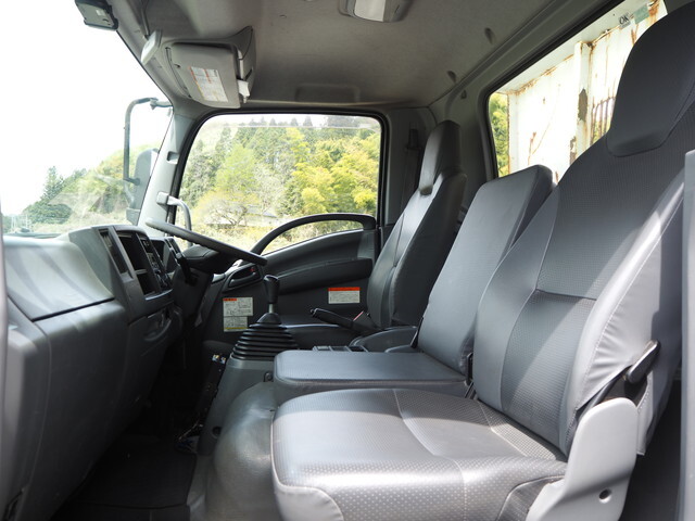 いすゞフォワードダンプ中型（4t）[写真33]