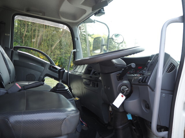 いすゞフォワードダンプ中型（4t）[写真34]