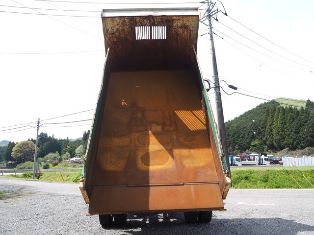 いすゞフォワードダンプ中型（4t）[写真09]