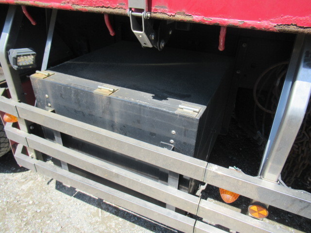 三菱ふそうスーパーグレートアルミブロック大型（10t）[写真15]