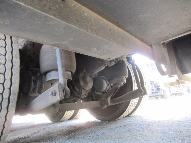 三菱ふそうスーパーグレートアルミブロック大型（10t）[写真22]