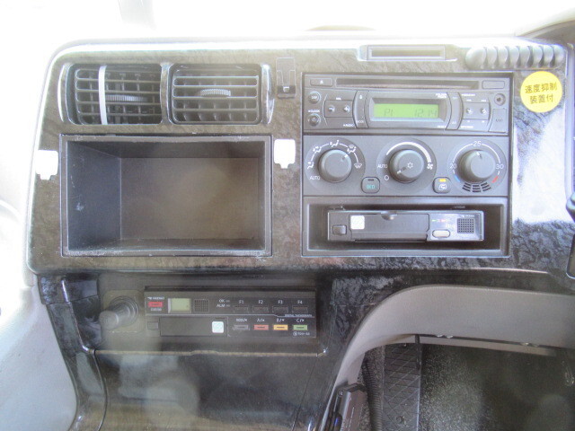 三菱ふそうスーパーグレートアルミブロック大型（10t）[写真31]