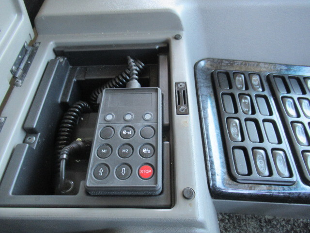 三菱ふそうスーパーグレートアルミブロック大型（10t）[写真33]