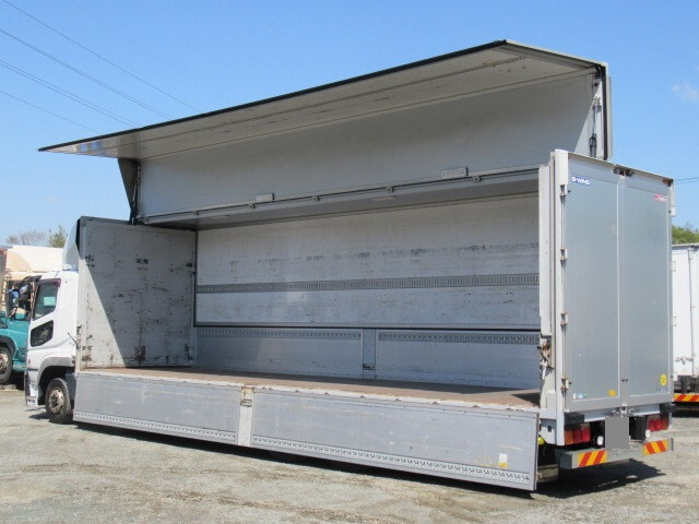 三菱ふそうスーパーグレートパネルウイング大型（10t）[写真02]