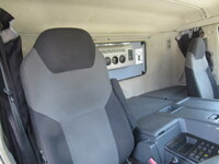 三菱ふそうスーパーグレートパネルウイング大型（10t）[写真30]