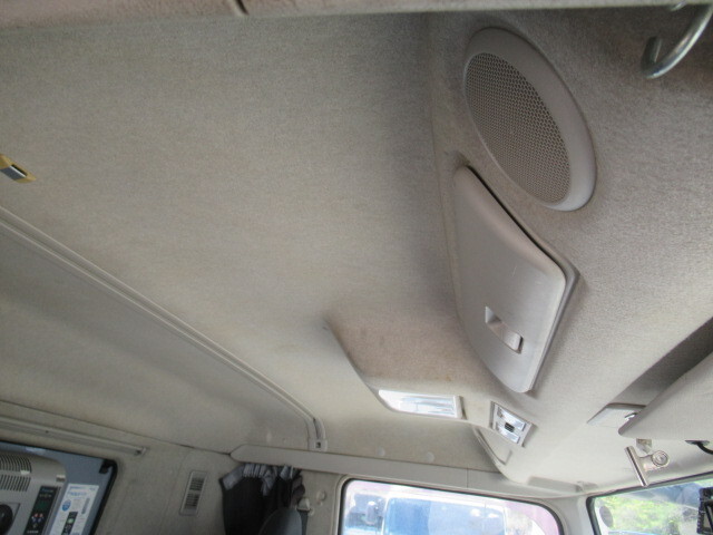 三菱ふそうスーパーグレートパネルウイング大型（10t）[写真30]