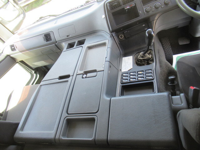 三菱ふそうスーパーグレートパネルウイング大型（10t）[写真32]