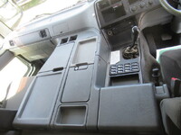 三菱ふそうスーパーグレートパネルウイング大型（10t）[写真33]