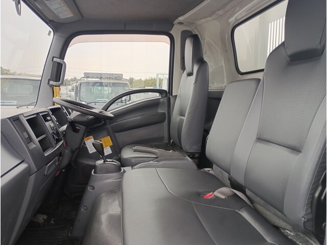 いすゞエルフダンプ小型（2t・3t）[写真21]