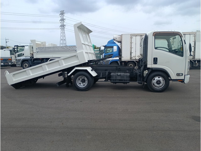いすゞエルフダンプ小型（2t・3t）[写真05]