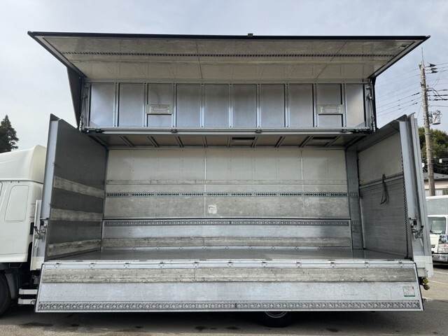 日野レンジャーアルミウイング中型（4t）[写真12]