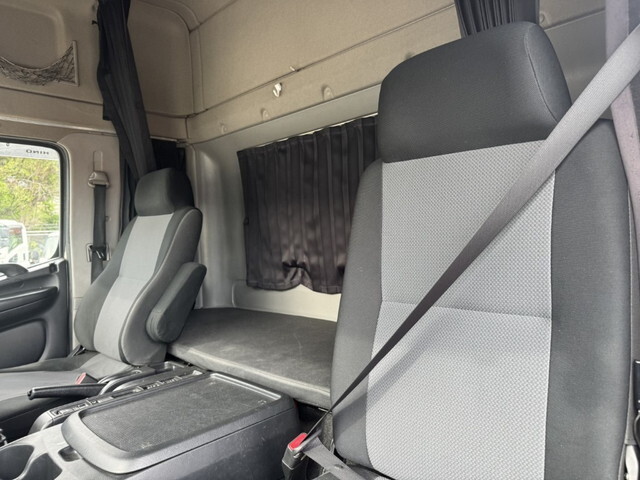 日野レンジャーアルミウイング中型（4t）[写真34]