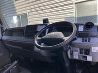 三菱ふそうキャンターアルミバン小型（2t・3t）[写真16]