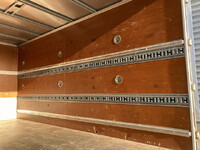 三菱ふそうキャンターアルミバン小型（2t・3t）[写真23]