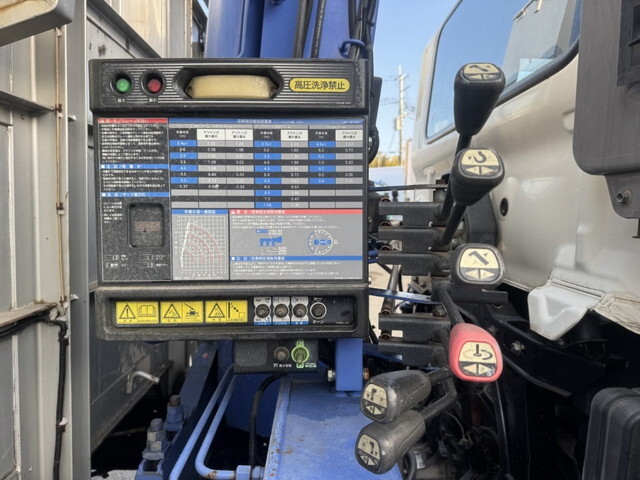 日野レンジャークレーン4段中型（4t）[写真19]