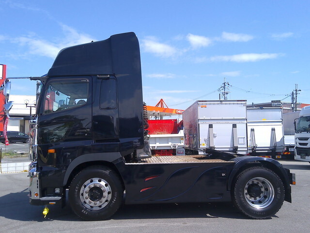 日野プロフィアトレーラーヘッド（トラクターヘッド）大型（10t）[写真06]