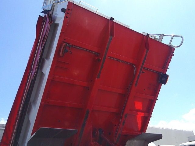 いすゞフォワードダンプ増トン（6t・8t）[写真14]