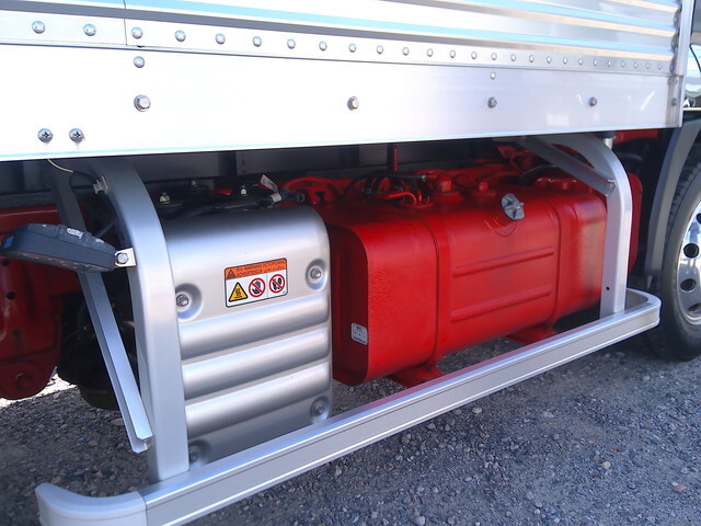 日野デュトロアルミバン小型（2t・3t）[写真11]