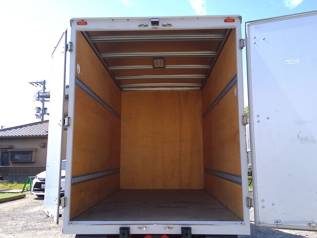 日野デュトロアルミバン小型（2t・3t）[写真12]