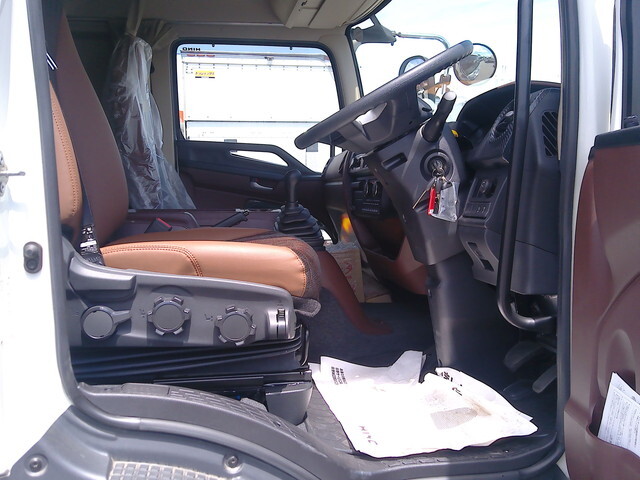 日野レンジャークレーン4段増トン（6t・8t）[写真22]