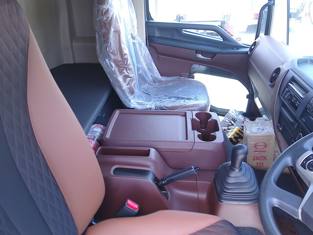 日野レンジャークレーン4段増トン（6t・8t）[写真24]