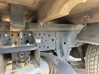 いすゞエルフ平ボディ小型（2t・3t）[写真20]