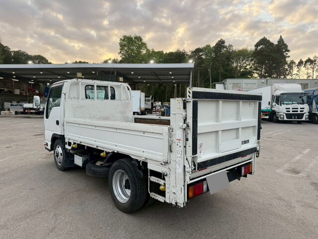 いすゞエルフ平ボディ小型（2t・3t）[写真02]