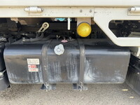 いすゞエルフ平ボディ小型（2t・3t）[写真23]