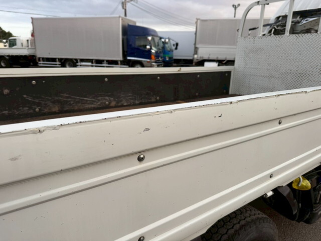 いすゞエルフ平ボディ小型（2t・3t）[写真39]