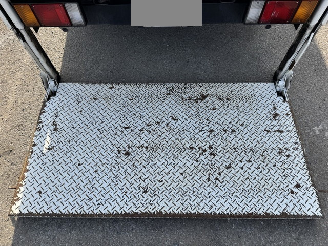 いすゞエルフ平ボディ小型（2t・3t）[写真09]