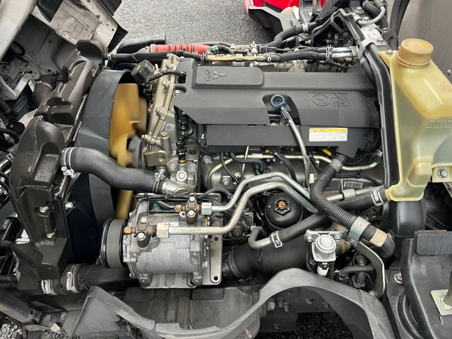 三菱ふそうキャンター冷凍車（冷蔵車）小型（2t・3t）[写真25]