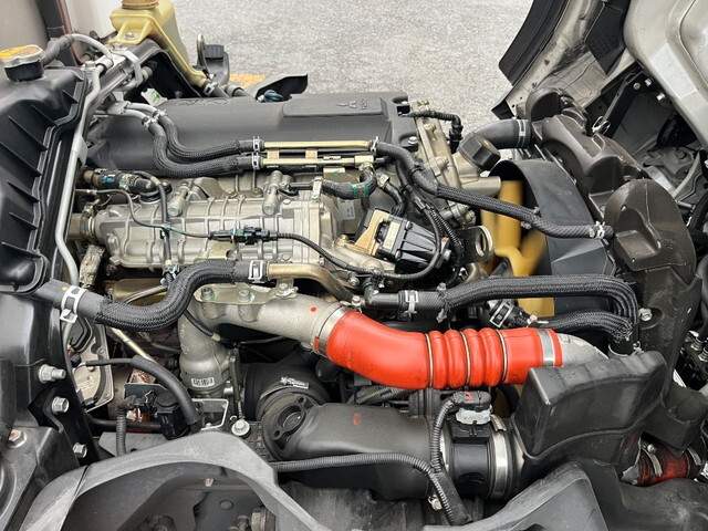 三菱ふそうキャンター冷凍車（冷蔵車）小型（2t・3t）[写真26]