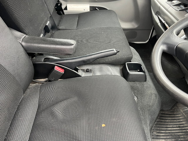 三菱ふそうキャンター冷凍車（冷蔵車）小型（2t・3t）[写真32]