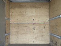 いすゞエルフアルミバン小型（2t・3t）[写真14]