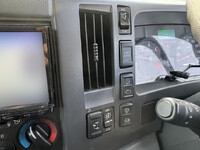 いすゞエルフアルミバン小型（2t・3t）[写真27]