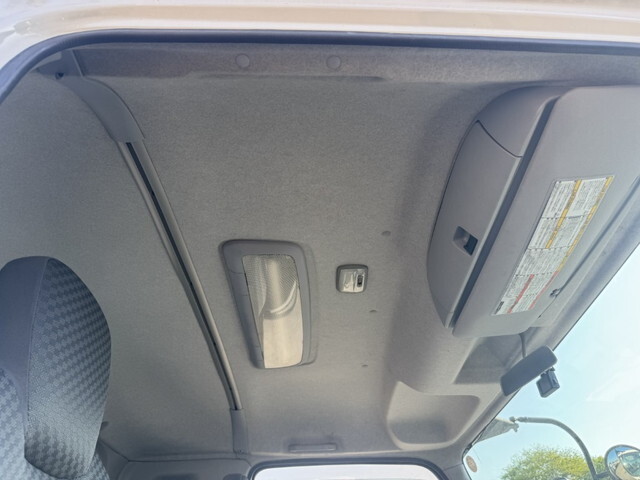 いすゞフォワード平ボディ中型（4t）[写真31]