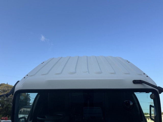 いすゞフォワード平ボディ中型（4t）[写真34]