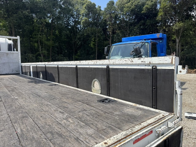 いすゞフォワードクレーン4段中型（4t）[写真10]