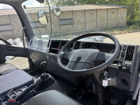 いすゞフォワードクレーン4段中型（4t）[写真28]