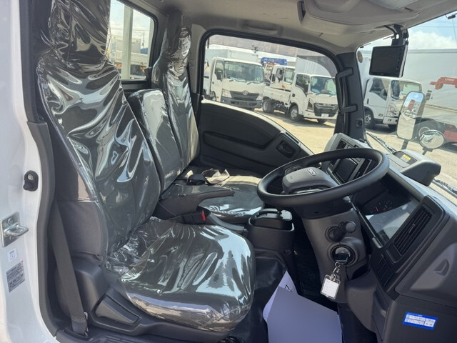 いすゞエルフ平ボディ小型（2t・3t）[写真20]