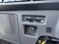 いすゞエルフ平ボディ小型（2t・3t）[写真28]