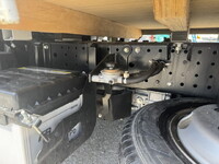 いすゞエルフ平ボディ小型（2t・3t）[写真13]