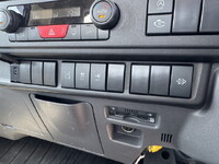 いすゞエルフ平ボディ小型（2t・3t）[写真26]