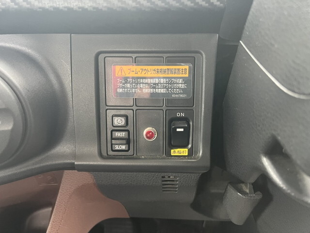 日野レンジャークレーン4段中型（4t）[写真28]